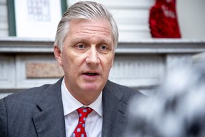 Belgijos karalius po premjero atsistatydinimo konsultuojasi su politinių partijų lyderiais