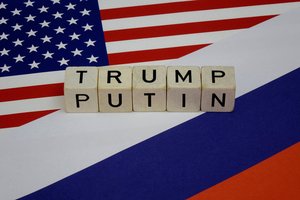 JAV žinia Rusijai: skelbia sankcijas karinei žvalgybai ir interneto „trolių fermai“