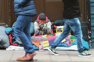 Anglijos gatvėse Kalėdas sutikti ruošiasi ir benamiai iš Lietuvos