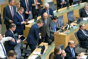 Seimas nepritarė LRT komisijos išvadoms, R. Karbauskis nepasiduoda