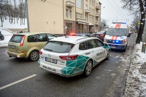 Vilniaus centre automobilis partrenkė pėsčiąją