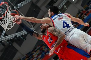CSKA krepšininkai be didesnio vargo susidorojo su „Anadolu Efes“ komanda