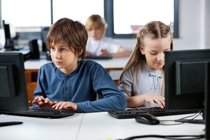 Kalėdų stebuklas – žaidė „Minecraft“, išmoko programuoti