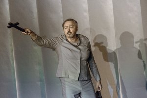 Nacionalinės premijos laureatas Darius Meškauskas: „Man į save žiūrėti nepatinka“