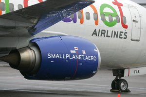 Neįstrigti per Kalėdas: kaip oro linijų bankrotai atsilieps skrydžiams? 