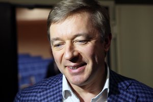 Dėdė Ramūnas vėl galės atrišti savo dovanų maišą