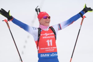 Slovakijos biatlonininkė A. Kuzmina triumfavo moterų bendro starto lenktynėse