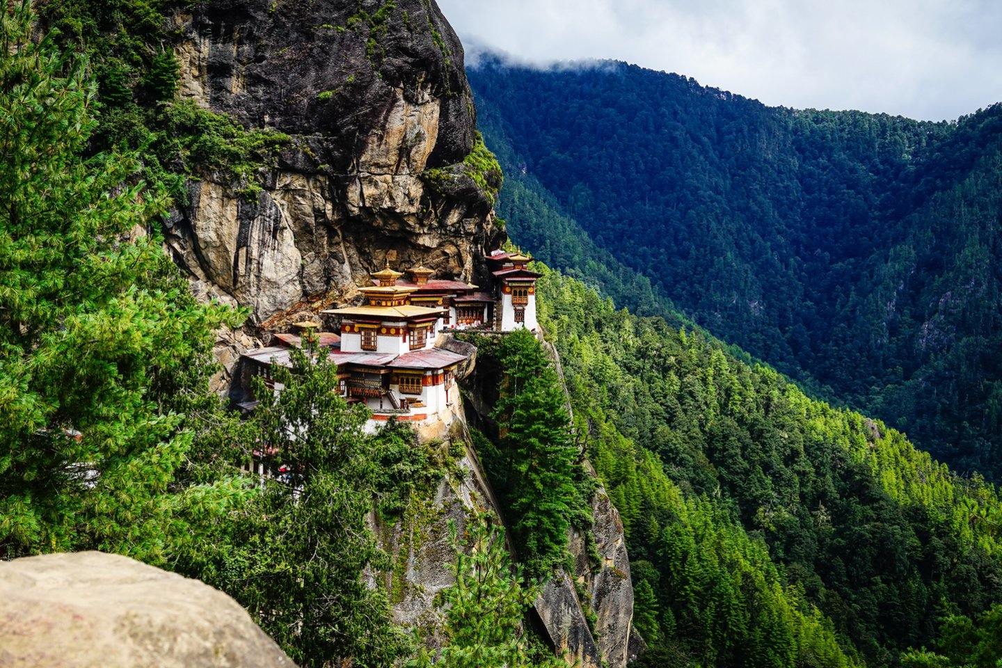  Šalis savo dydžiu prilygsta Šveicarijai, tačiau Butane gyvena vos dešimtadalis gyventojų, kiek gyvena Šveicarijoje.<br> 123RF nuotr.