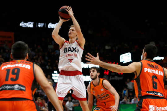 Lietuviai svetur: pergalės prieš čempionus, A. Gudaičio laisvadienis ir J. Gintvainio trauma