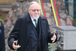 Kaip Kūčias sutiks Vytautas Landsbergis ir kiek jam bei kiekvienam mūsų kainuos šventinis stalas?