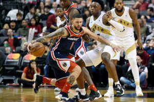 „Houston Rockets“ sudėtį papildė Austinas Riversas