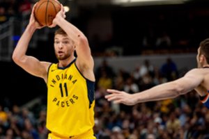 Domantui Saboniui su „Hawks“ prireikė įsibėgėjimo: lemiamame ketvirtyje lietuvis siautėjo