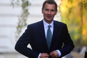 Jungtinės Karalystės diplomatijos vadovas: D. Trumpas pasaulį regi tik „juoda ir balta“ spalvomis