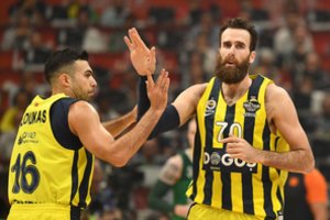 Eurolygos lyderis „Fenerbahce“ po neįtikėtino trilerio parklupdė čempioną „Real“