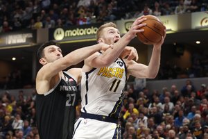 Dvigubą dviženklį vėl atlikęs D. Sabonis ir „Pacers“ gruodį – sunkiai stabdomi NBA lygoje