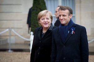 Rusija niršta: A. Merkel ir E. Macrono reikalavimai dėl Ukrainos – nepriimtini 