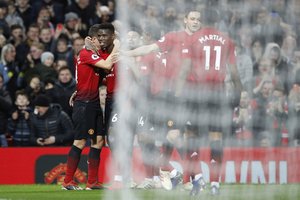 Paulis Pogba siautėjo toliau, „Manchester United“ ir vėl laimėjo