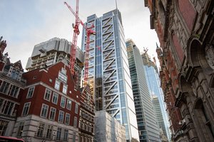 Tokio sujudimo nebuvo dešimtmetį – Londono gyventojai palieka miestą