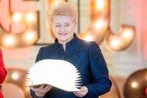 Dalios Grybauskaitės naujametiniame sveikinime – ir žinutė dėl laukiančių rinkimų