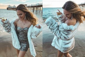 Evelina Anusauskaitė-Young gerbėjus palepino naujametinėmis akimirkomis