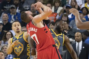 Jonas Valančiūnas pasiuntė žinutę jį sutraumavusiam krepšininkui