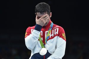 Kaltinimai WADA vadovams: „Reikia baigti žaisti su pasaulį mulkinančia Rusija“