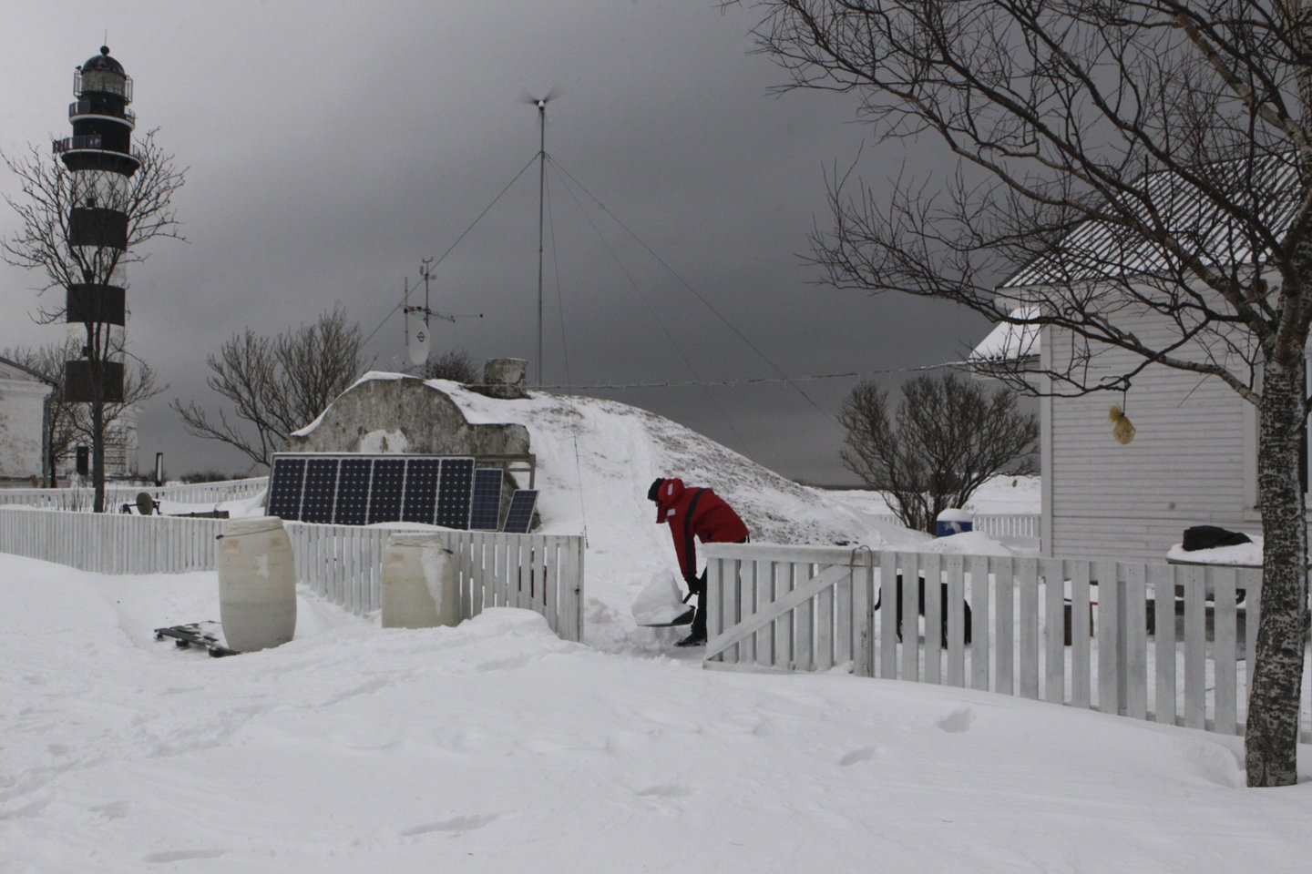 Suomijos tarnybos pranešė, kad dėl sausio 1 dieną prasidėjusios audros be elektros liko 60 tūkst. namų ūkių.