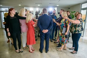 Nauji pančiai žiniasklaidai: užsimojo riboti kritiką valstybei ir jos institucijoms