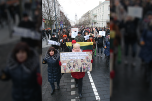 Užmojį riboti kritiką valstybei ir jos institucijoms vadina buka cenzūra