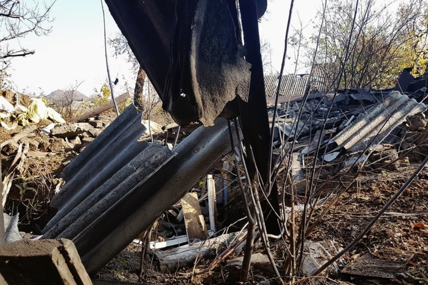 Marjinka jau ketvirtus metus yra tapusi fronto linija. <br> A.Daukševič nuotr.