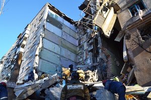 Tyrėjai: Magnitogorske sprogimo apgriautame daugiabutyje sprogmenų nerasta
