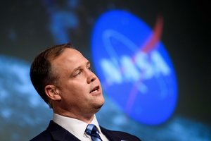 JAV Kongresui spaudžiant NASA vadovas atidėjo Rusijos kosmoso programos vadovo vizitą