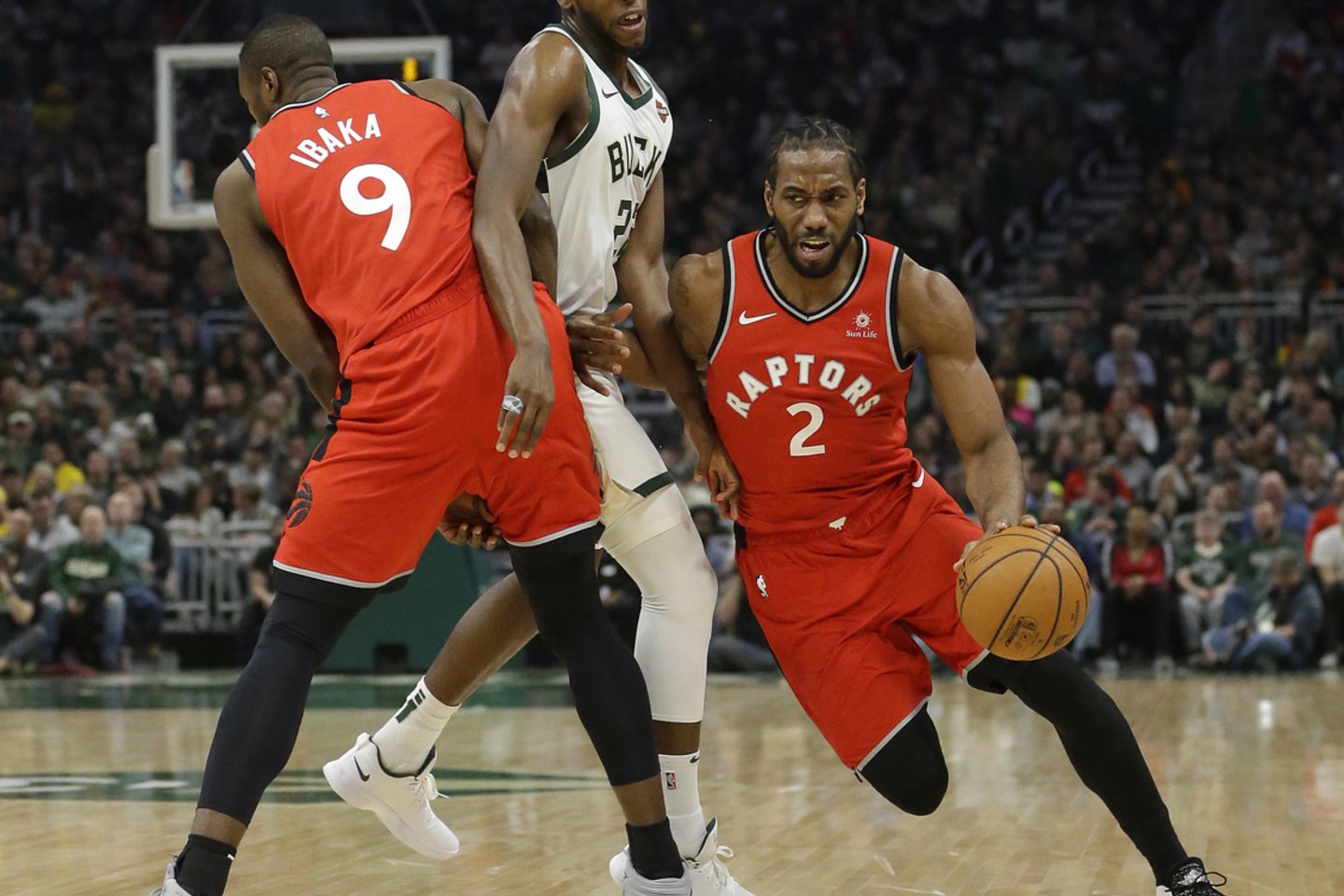 Toronto komanda nugalėjo „Bucks“ krepšininkus.