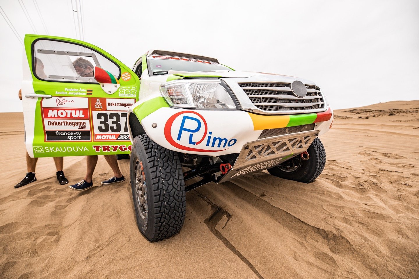 Vaidotas Žala šįmet Dakarą šturmuos tuo pačiu automobiliu, kaip pernai.<br>Vytauto Dranginio nuotr.