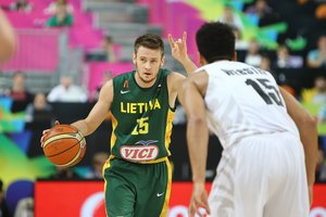 Š. Vasiliausko komanda Turkijoje įveikė E. Želionio klubą