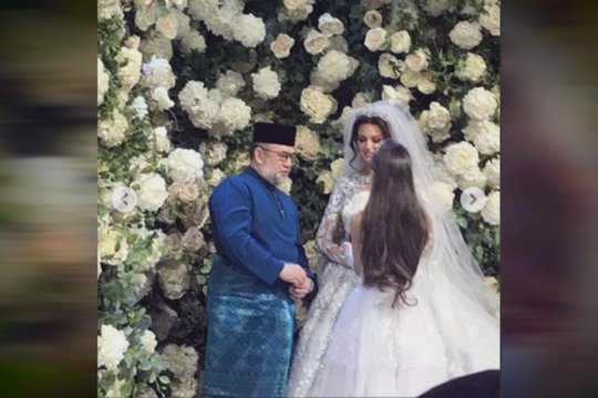 Žavi rusaitė apsuko galvą Malaizijos sultonui – dėl jos atsisakė sosto