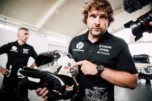 Benedikto Vanago komandoje prieš startą Dakaro ralyje – vagystė