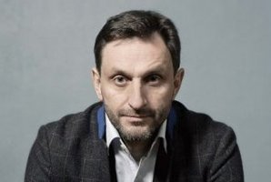 Dainius Kazlauskas pasiryžo režisuoti komediją „Psichai“