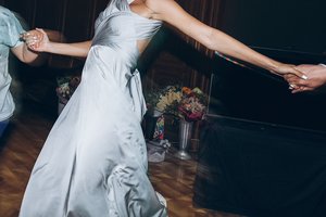 Merginos žiauriai paniekintą vaikiną pribloškė netikėtas mokytojo gestas