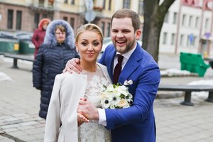 Teismas nutraukė vos dvejus metus trukusią Eglės Straleckaitės ir Justino Daugėlos santuoką