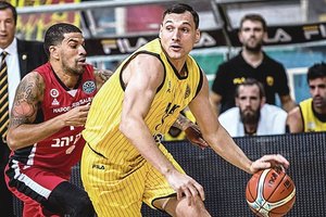 Naudingas J. Mačiulio žaidimas AEK komandos nuo pralaimėjimo neišgelbėjo