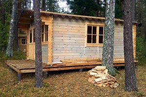 Išvaikščiojo miškus paežerėse – namukams teks virsti griuvėsiais