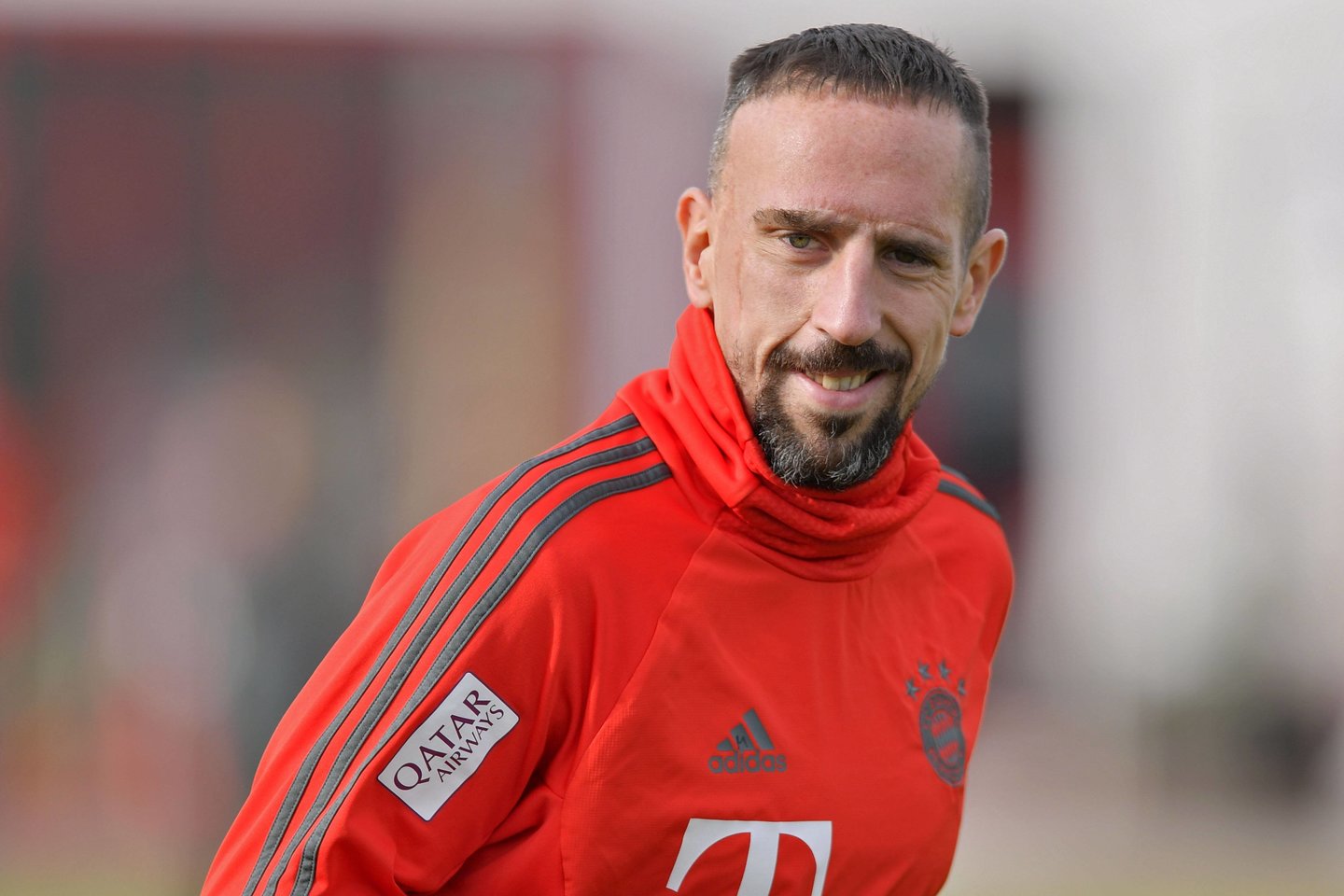 Pasaulio sporto žinomiausi randuotieji veidai – futbolininkai Franckas Ribery (nuotr.) ir Carlosas Tevezas – yra prisipažinę, kad jei ne vaikystės traumos jie nebūtų pasiekę tokios sėkmės.<br> Scanpix nuotr.