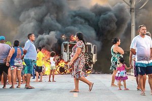 Noras sutramdyti gaujas sukėlė pragarą miesto gatvėse