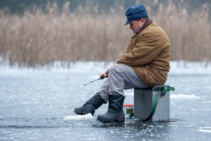 Pareigūnai perspėja susiruošusius žvejoti ant ledo