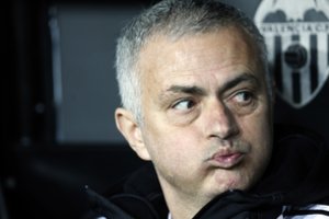 Jose Mourinho gyvenimas po atleidimo: papildė piniginę ir rado naują darbą