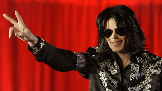 Dokumentinis filmas apie Michaelą Jacksoną atlikėjo šeimai sukėlė pasibjaurėjimą