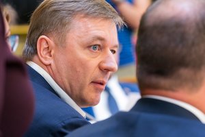 Įspėja dėl Ramūno Karbauskio užmojų – planą palygino su Vladimiro Putino metodais 