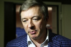 R. Karbauskio siūlymai skinasi kelią: po pateikimo pritarta pataisoms dėl vaikų paėmimo