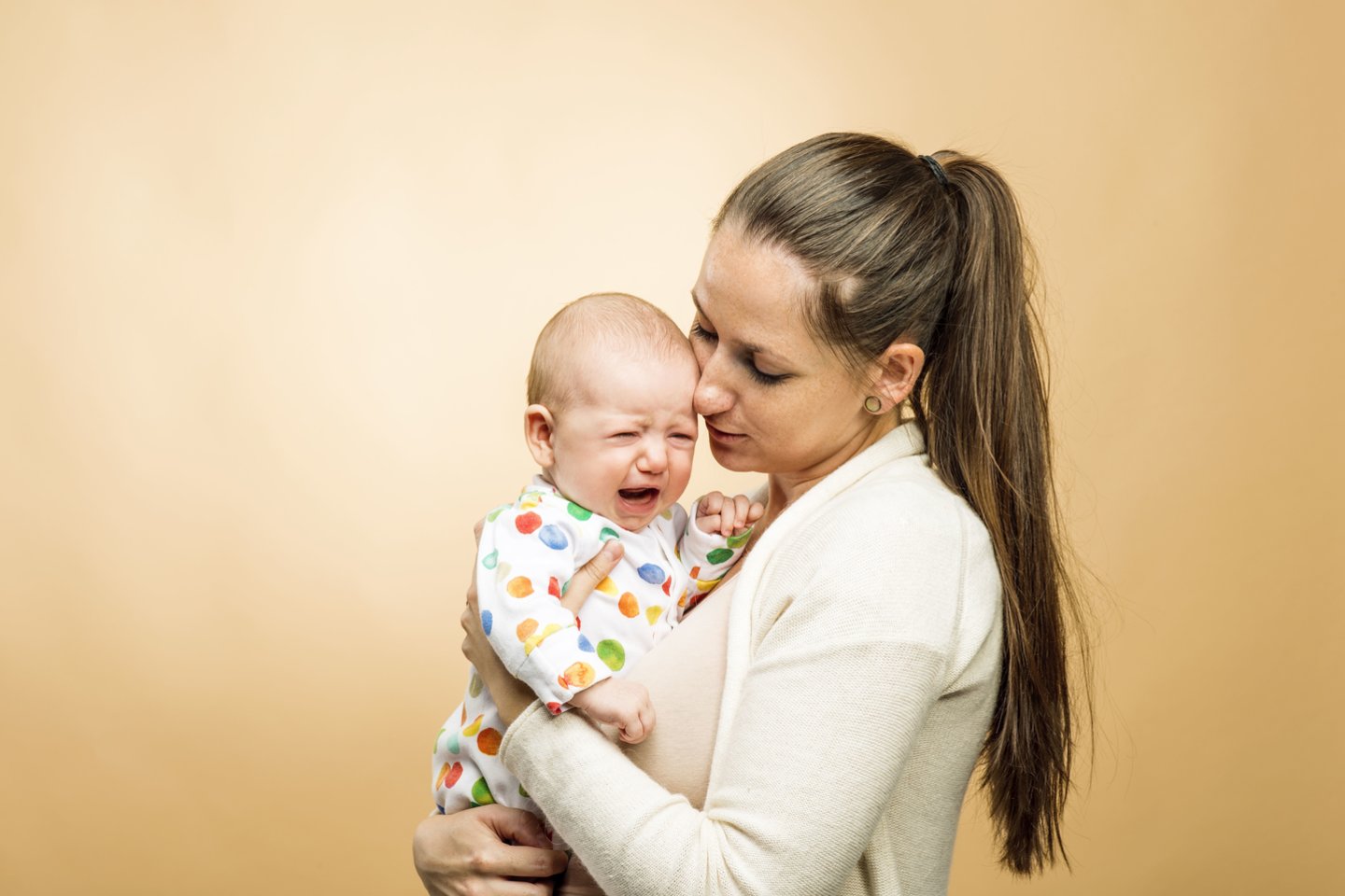  Kūdikio verksmas jo pirmaisiais gyvenimo mėnesiais – beveik vienintelė „kalba“, kuria jis gali komunikuoti, pasiskųsti, papasakoti apie patiriamus nepatogumus. <br> 123rf nuotr.